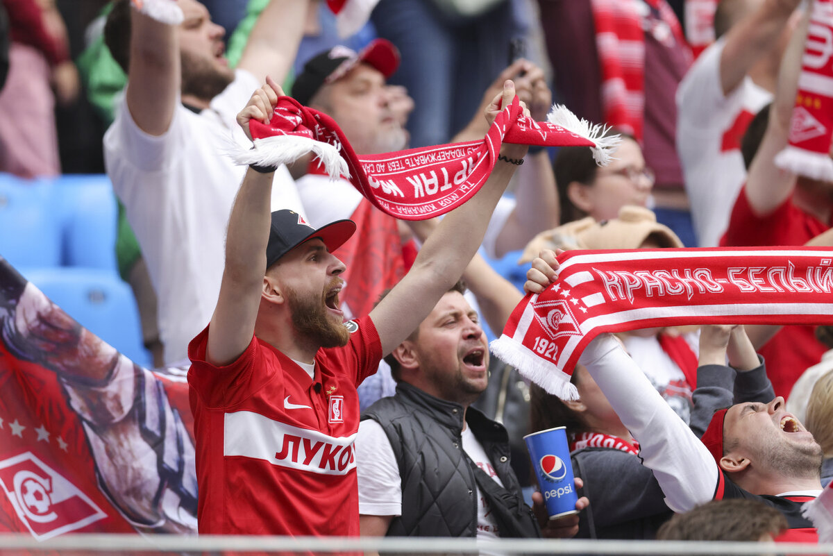 Болельщики "Спартака". Фото - РФС / Михаил Шапаев.