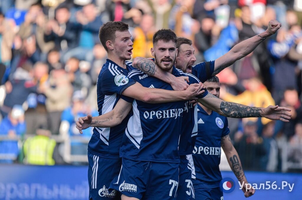    «Веселый футбол», который приносит результат. ФК «Оренбург» после 12 тура занимает в турнирной таблице 7 место