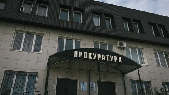     В настоящее время сотрудниками прокуратуры проводится проверка по факту утреннего возгорания маршрутки по улице 50 лет Октября.