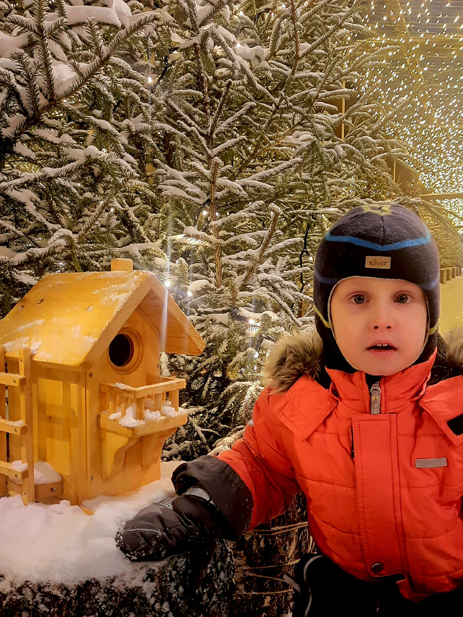 Листайте карусель