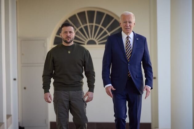    Владимир Зеленский в толстовке president.gov.ua