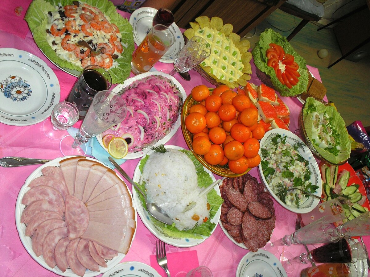 Традиционные блюда новогоднего стола, что приготовить на праздник, рецепты с фото