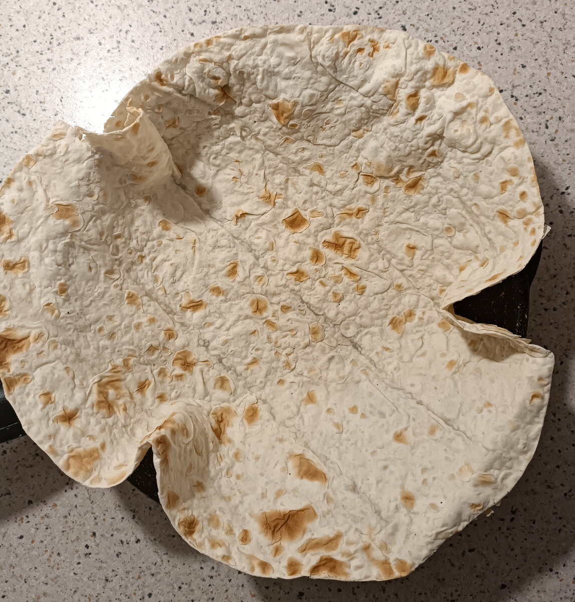 Ориентируйтесь на свою сковородку, выбирая размер лаваша