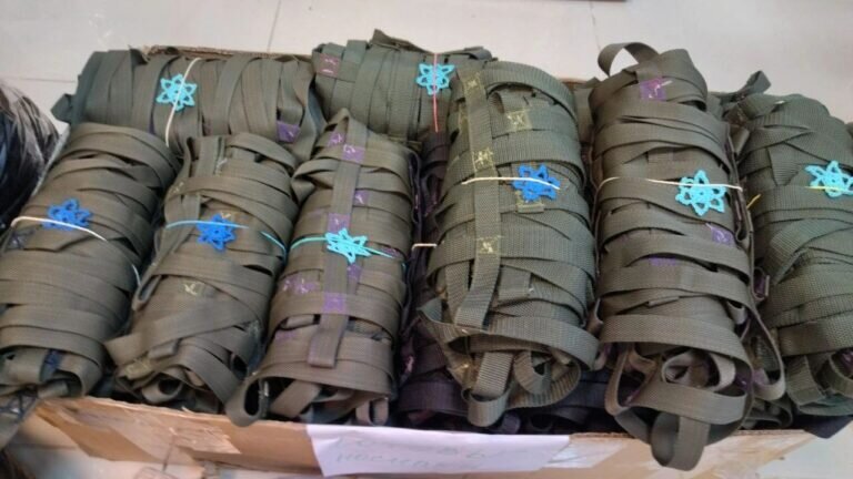    Оренбургские волонтеры передали на передовую еще одну партию тактических носилок Андрей Севостьянов