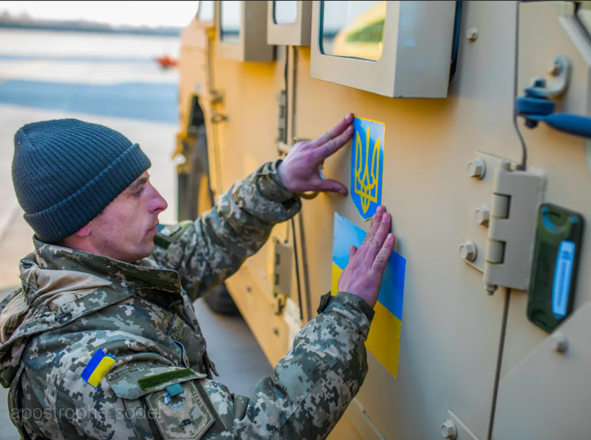    Сократить объем военной помощи Украине невозможно, заявили в США Алексей А.