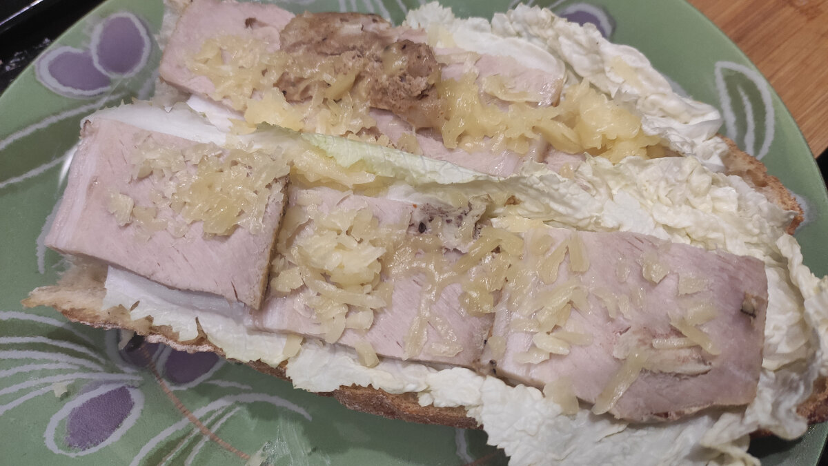 Одна мне, другая Леше.