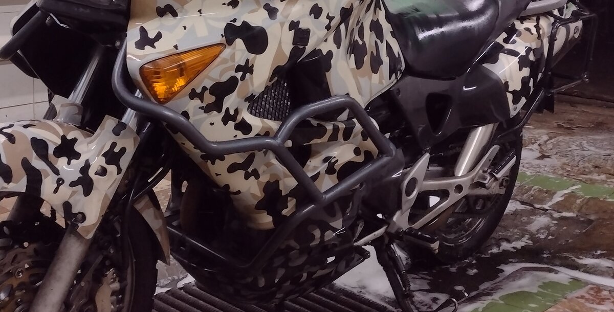 Дуги и рамки для задних кофров на моем HONDA XL1000 Varadero.