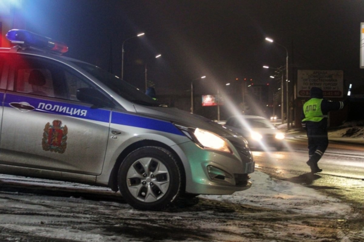    По предварительной информации ГИБДД, в аварии был виноват водитель легкового автомобиля.