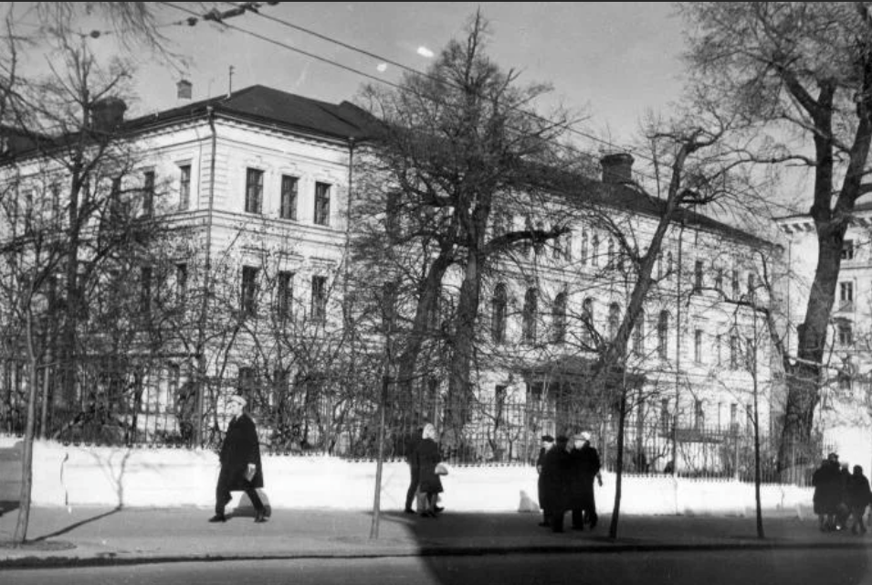 Первый советский университет. Горьковский институт Лобачевского. Нижегородский университет 1918г. Горьковский государственный университет 20 век. ННГУ им Лобачевского 1930 г.