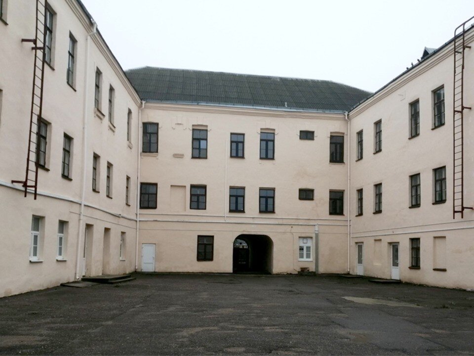     В Гродно продают настоящий дворец за 2 миллиона рублей. Фото: gcn.by
