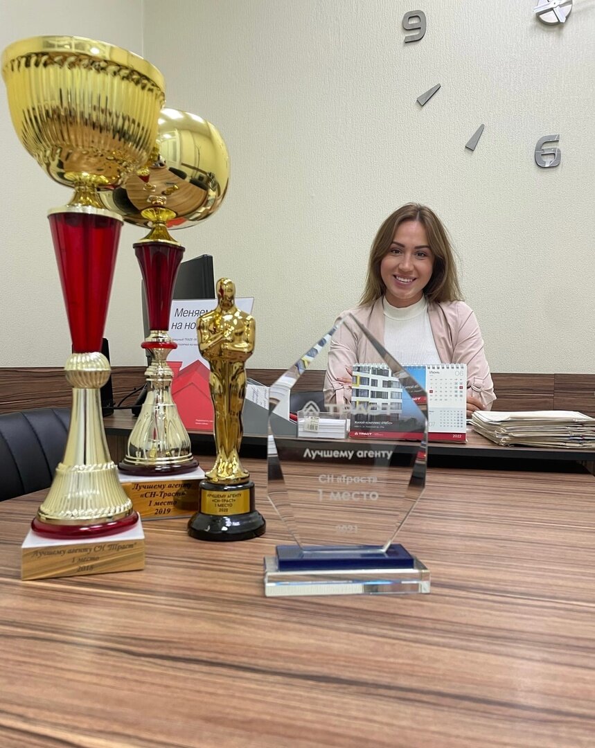 «Чтобы достичь успеха, нужно любить своё дело и много работать!»
