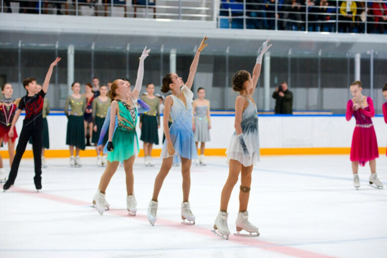    Оренбуржцы в преддверии 9 мая увидят ледовое представление «Великая поступь Победы» Кристина Просвиркина