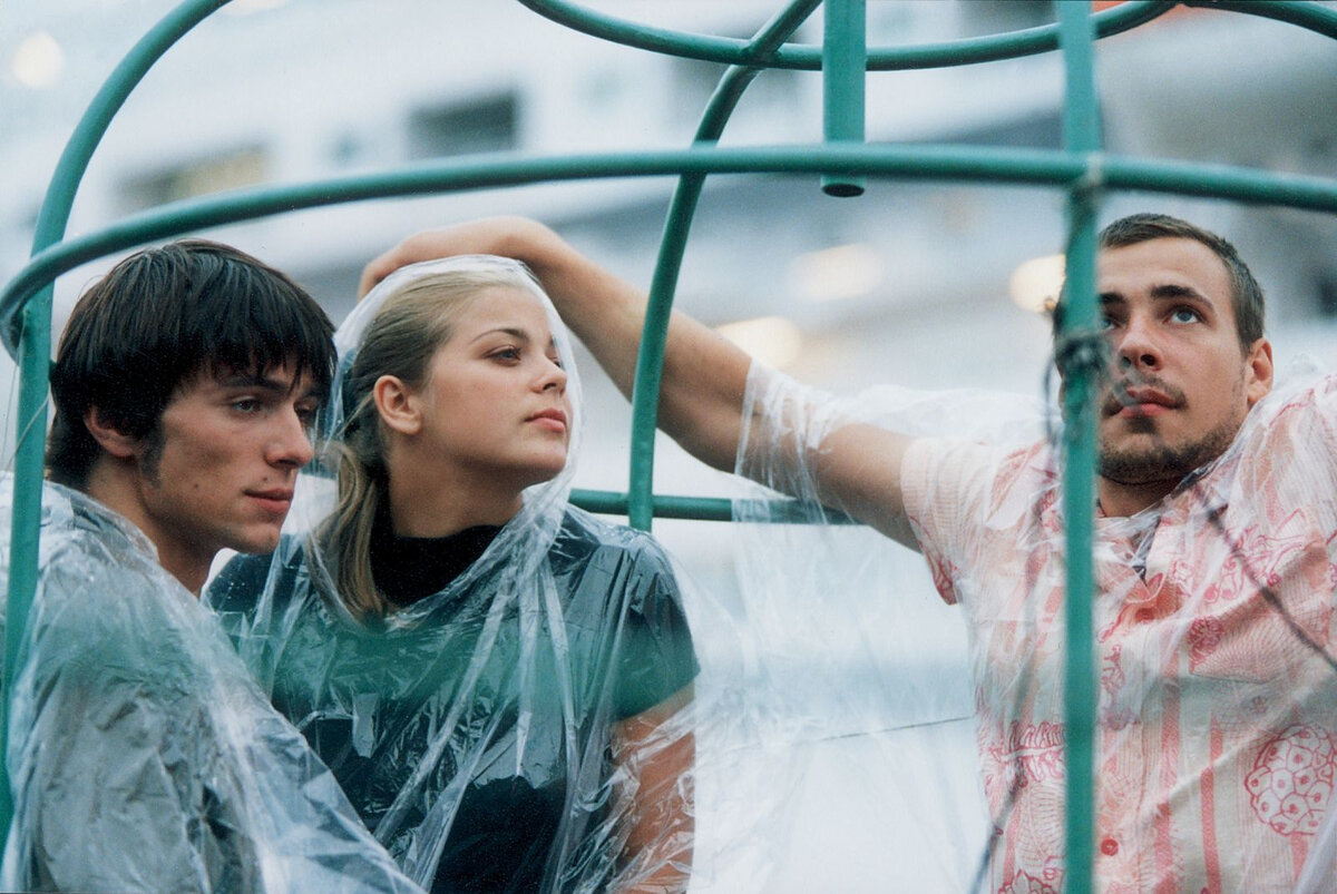 Кадр из фильма "Прогулка" (2003)