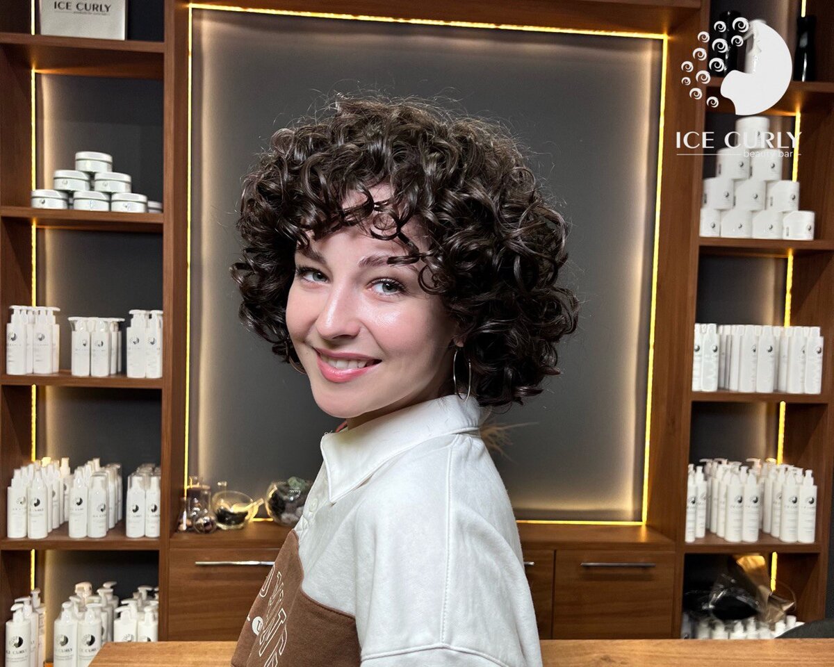 Наконец, короткие стрижки - очень красивы!