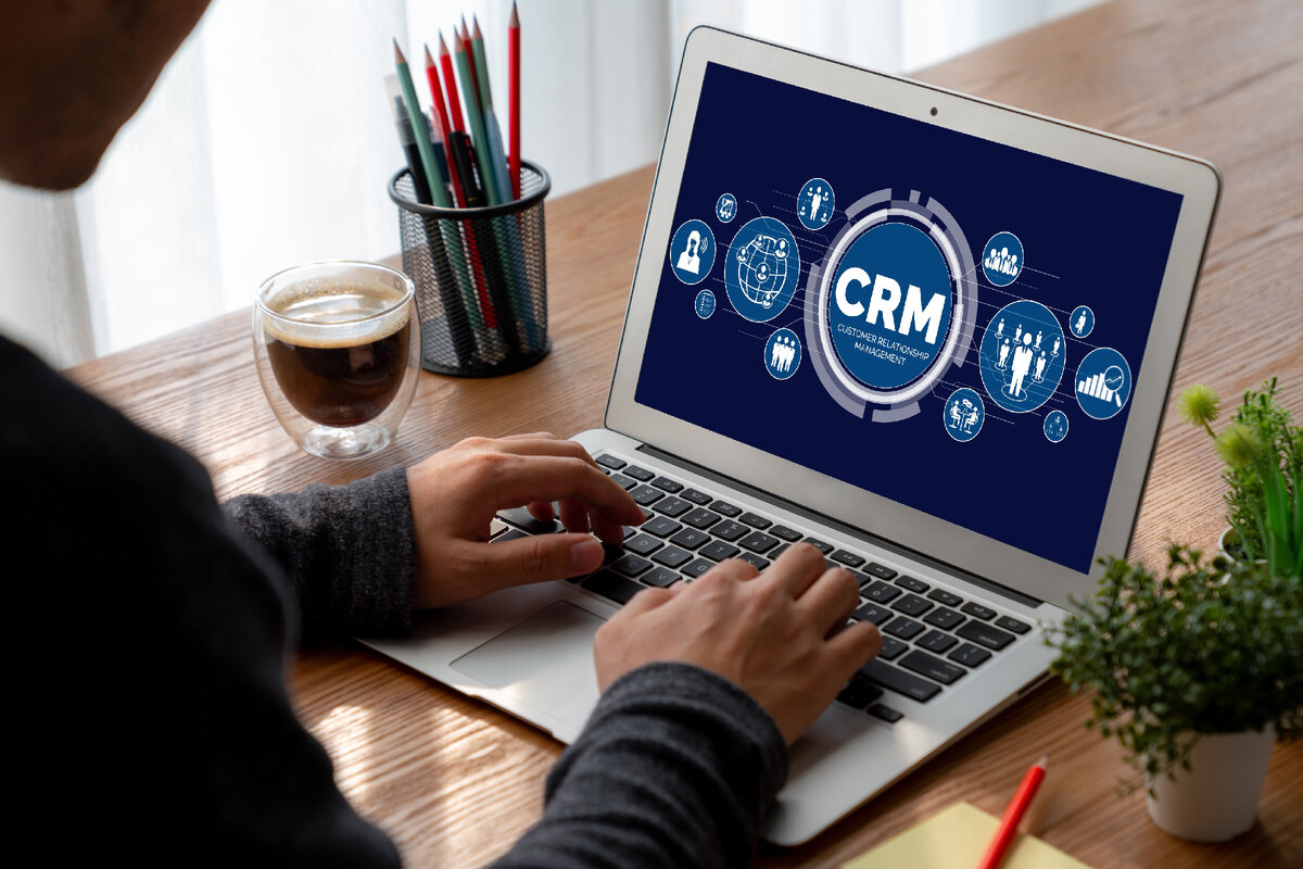 Почему фрилансеру необходима CRM-система?