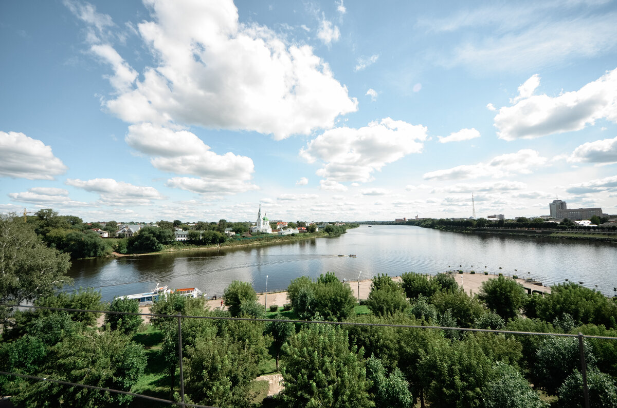 Стрелка Волги и Тверцы