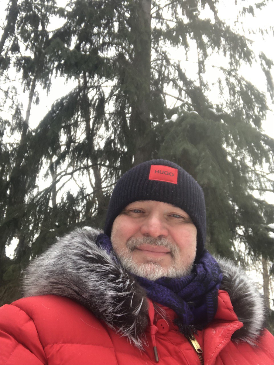 фото сделано 8 февраля во время пешей прогулки по Зеленому острову. город Омск.