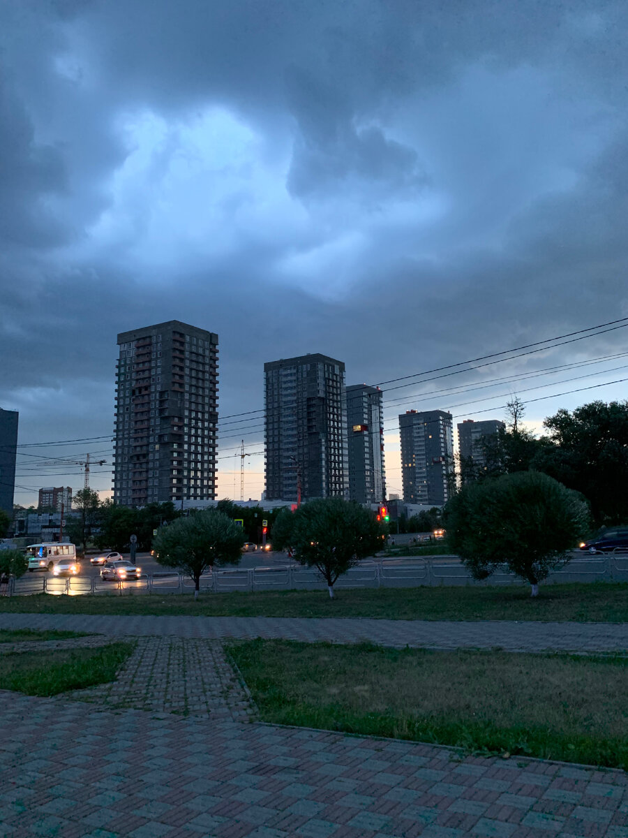 Челябинск в бурной и загадочной оболочке