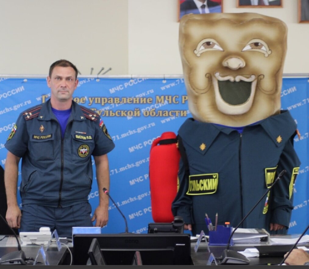 Приняли в ряды спасателей.