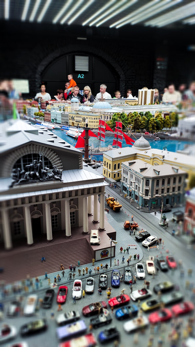 Знаменитые "Алые паруса"