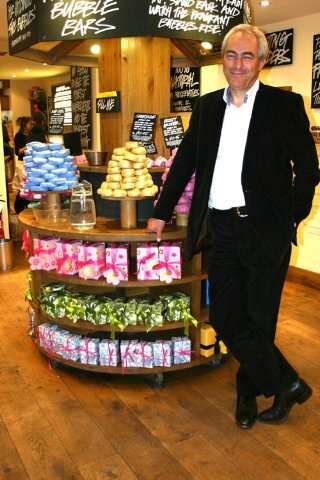 Марк Константайн - один из основателей бренда Lush. Источник фото: www.laparfumerie.org