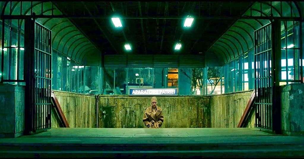 А вот выходы не очень. Но даже такую разруху классно сняли.