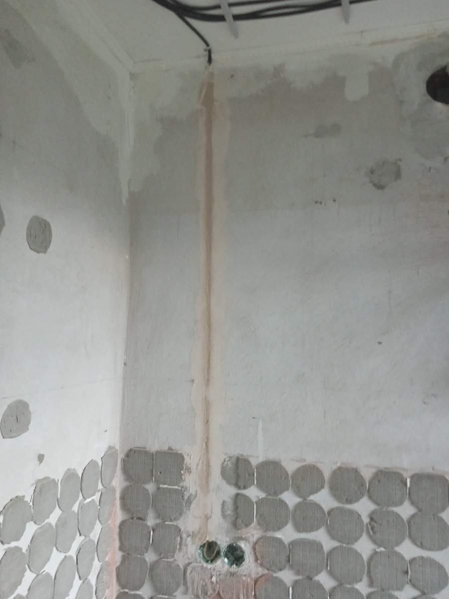 Розетки над РПК