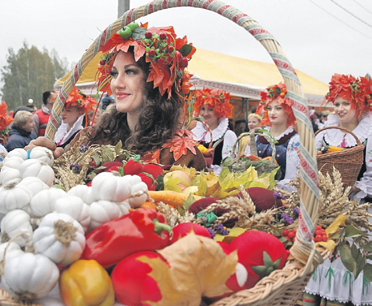 Дожинки манят  вкусными угощениями и веселыми развлечениями.