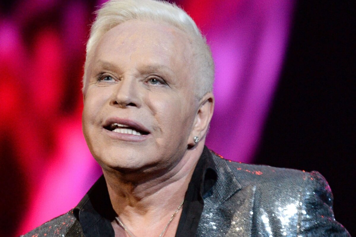     «Он не умирал в нищете, Пугачева помогала»: продюсер Сергей Лавров рассказал, как жил Борис Моисеев