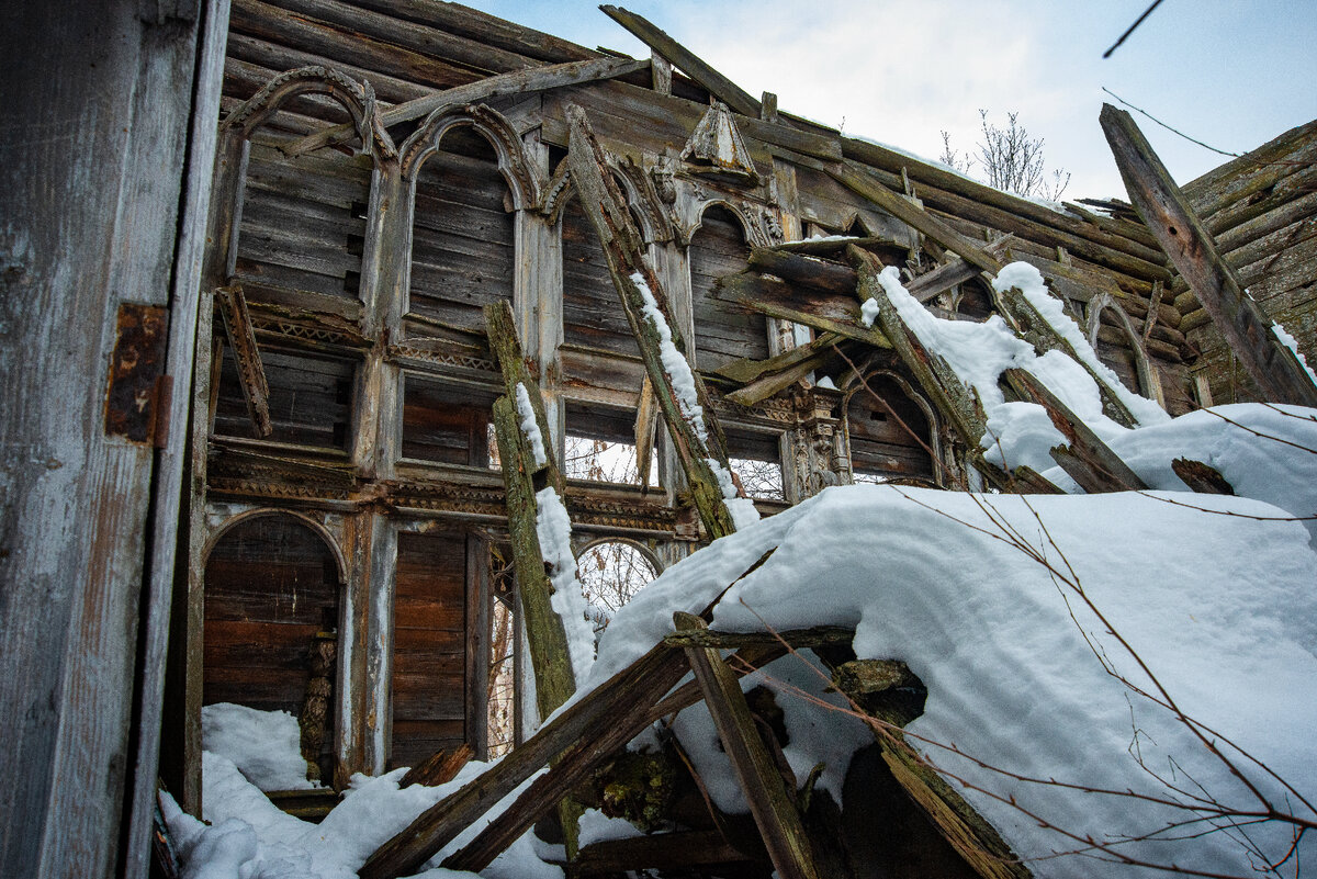 Еще одна деревянная церковь, которая держится из последних сил | Опять  уехала | Дзен