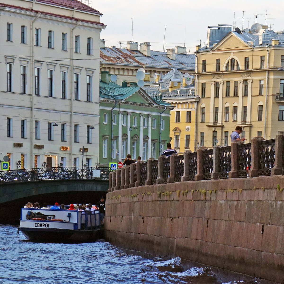 Листайте карусель. Интересно, все места узнаете? ;) 