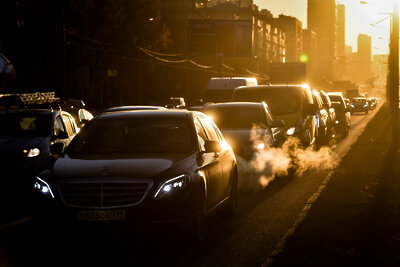    Автомобили осенью в Москве ©Александр Манзюк РИАМО