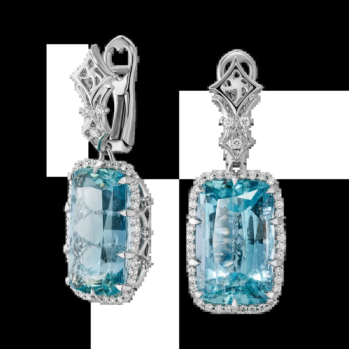 На фото: Серьги с аквамарином "Притягательность глубин"