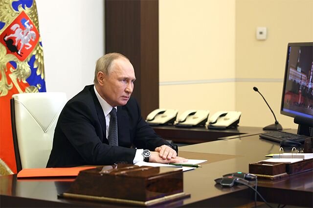    Что означает введение военного положения на новых территориях?