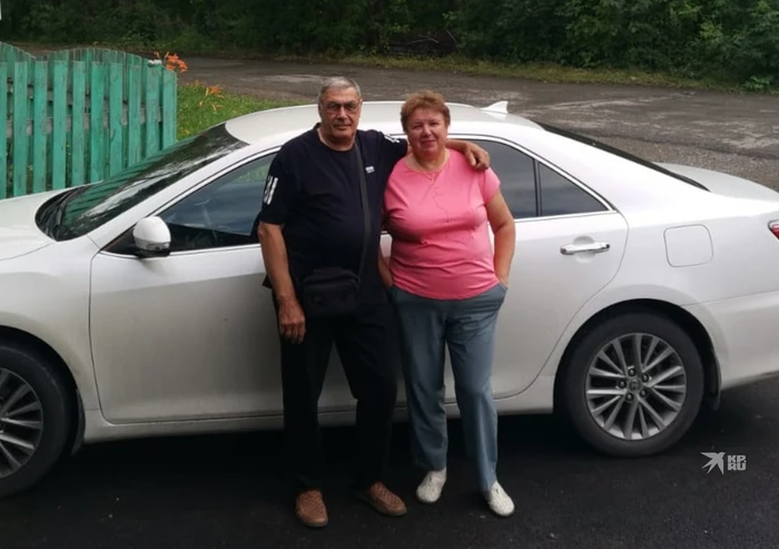 глумление над пожилыми людьми. пара с урала видео. мотоцикл для путешествий. артем и наталья верхняя пышма. путешествие на урале с коляской.