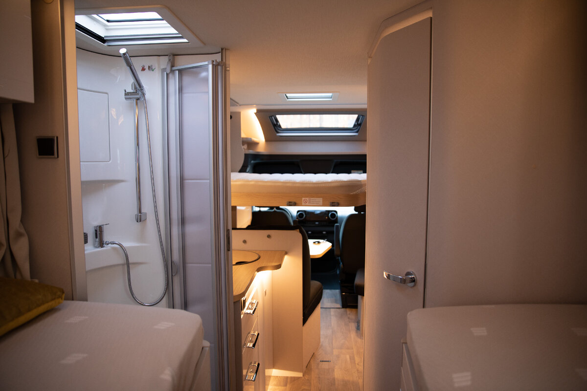 HYMER Tramp S 680 - автодом, доступный для аренды и покупки 