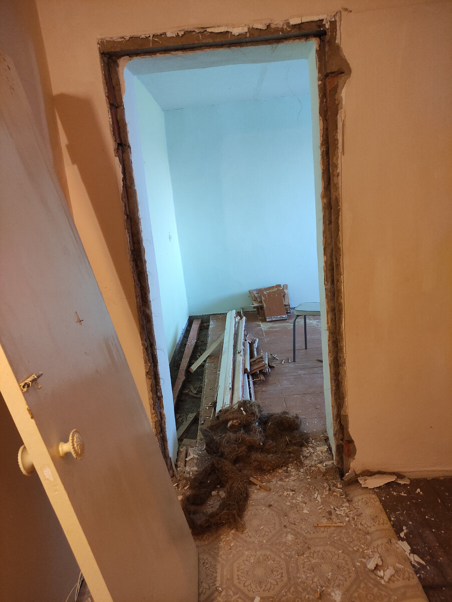 На фото под часа работы, а уже столько хлама на выброс скопилось