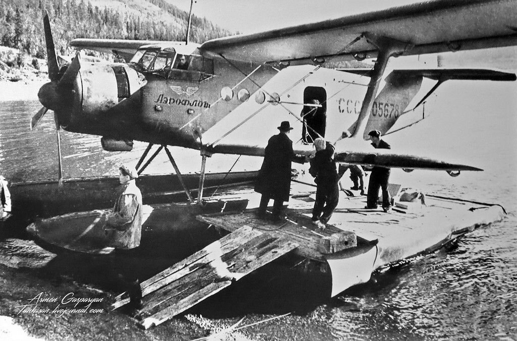 Второй Ан-2В в Красноярском Управлении ГВФ, СССР-Л5678(05678), начало шестидесятых годов. Источник указан на фото.