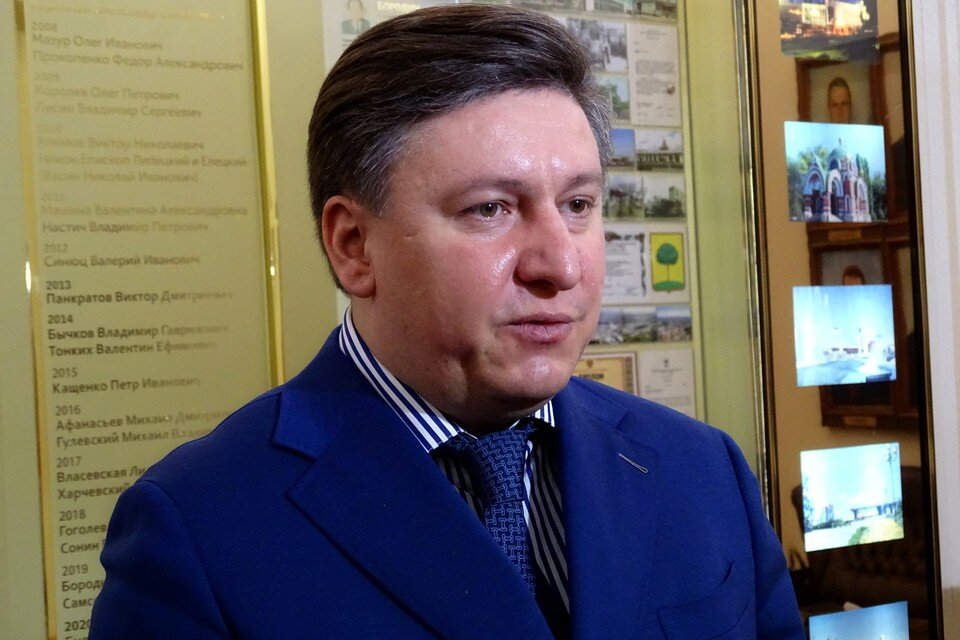     Спикер липецкого горсовета Александр Афанасьев официально объявил о своем уходе Юлия КЛЮЕВА