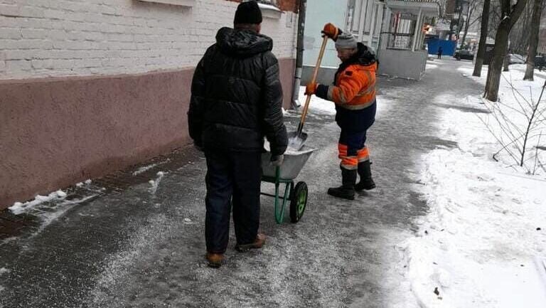     В Ростове после продолжительных дождей прояснилось, а температура упала до +8 градусов, прогнозом погоды поделились синоптики.