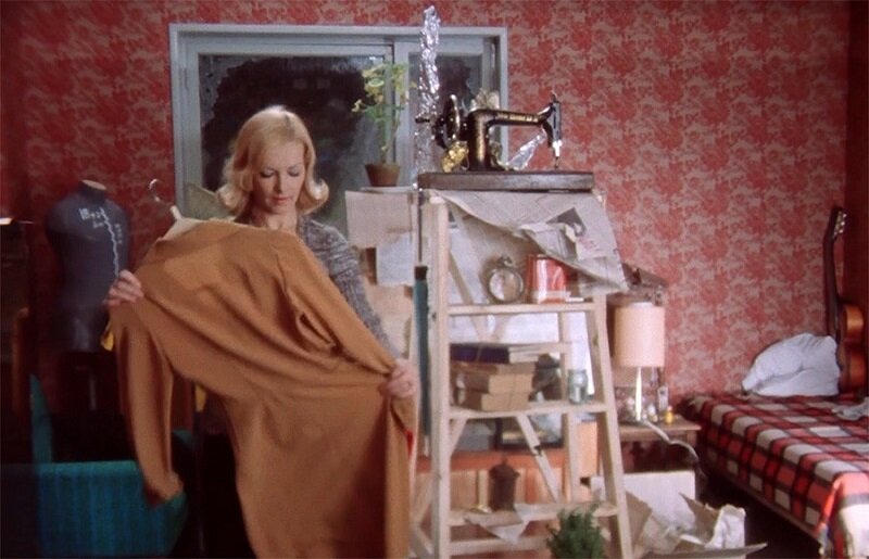 Кадр из фильма «Ирония судьбы» (1976). Скриншот. Взят в блоге Виталия Дубогрея.