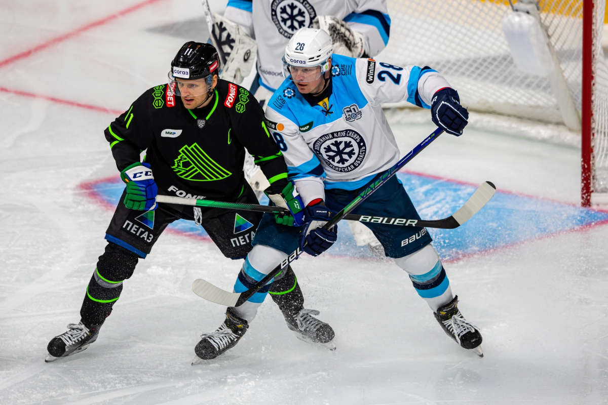    «Салават Юлаев» играет с «Сибирью» в Новосибирске