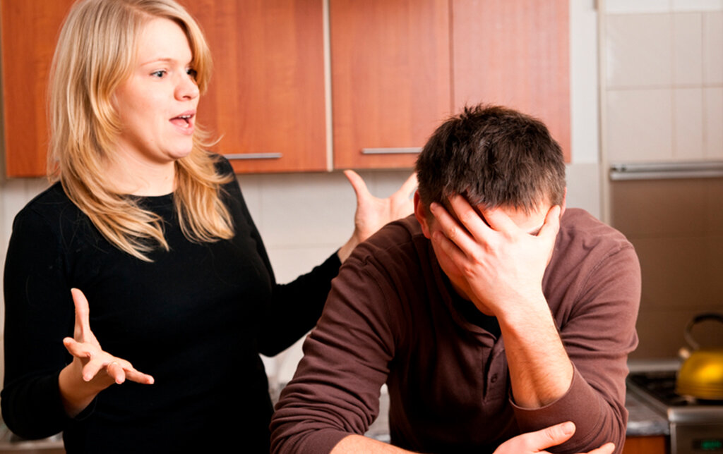 Самые большие стоп - флажки, которые важно заметить в начале отношений в женщине (яндекс картинки)