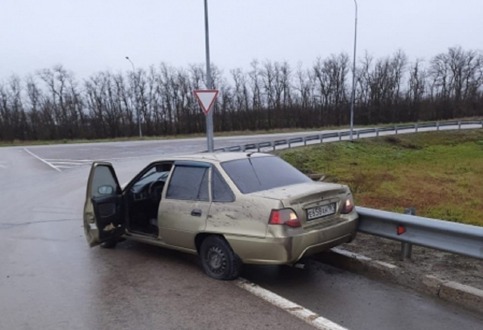     Чтобы поймать юного угонщика, полицейские создали поисковые группы. Фото: пресс-служба МВД по Ростовской области.