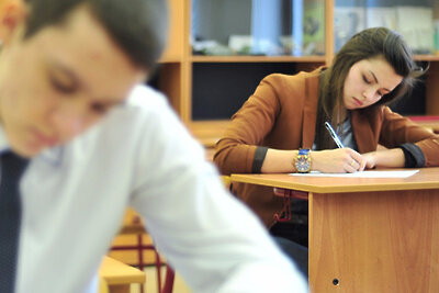    Школьники сдают экзамен ©сайт мэра Москвы