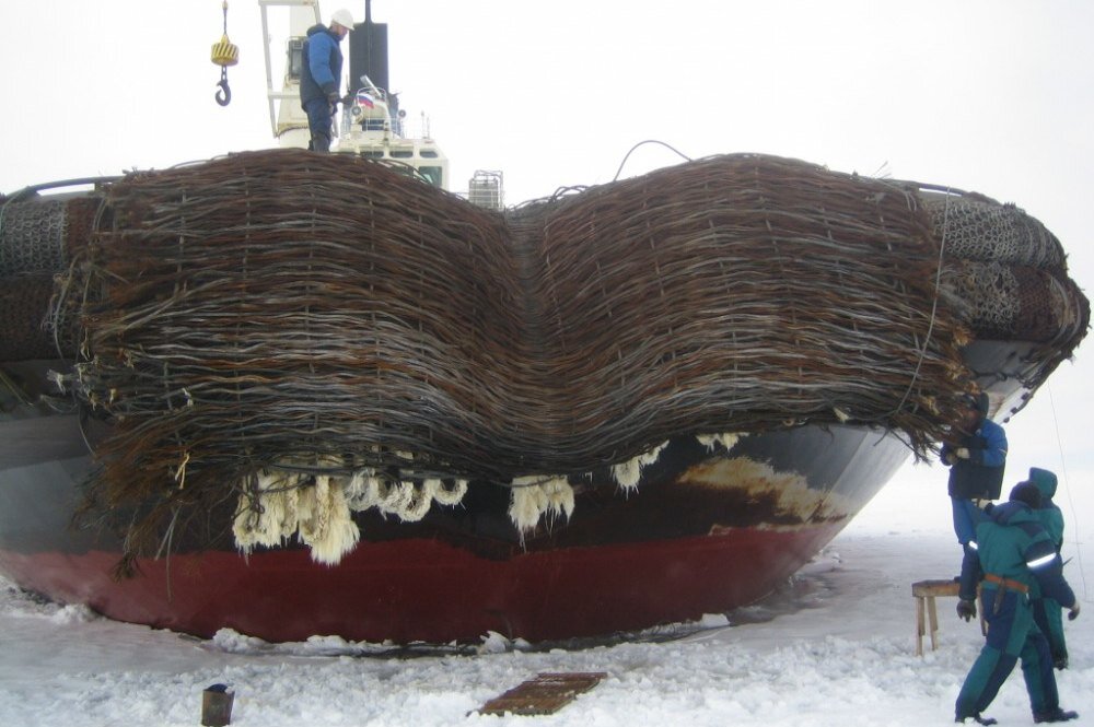     Зачем на корме ледоколов эта загадочная бахрома? Даже моряки не знают ответа