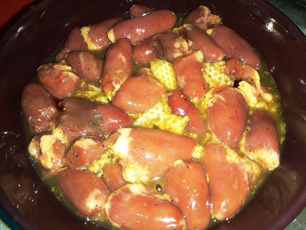 накроем пленкой и отправим мариноваться