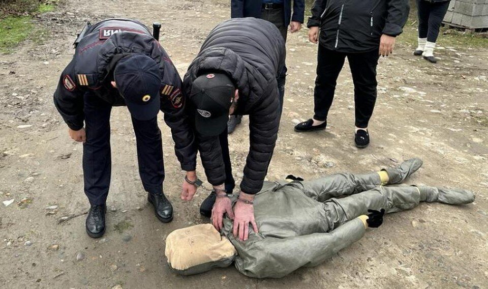     Фото следственных действий: СУ СКР по СК