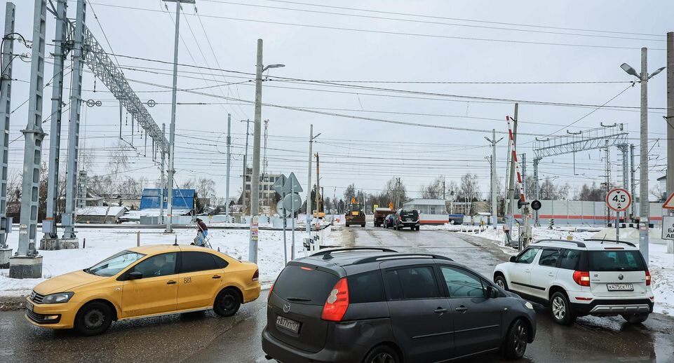 Старый железнодорожный переезд в Апрелевке📷
