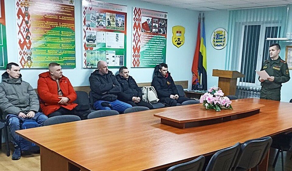     Жителей клецкого района из запаса отправили на плановые военные сборы. Фото: архив Клецкого военного комиссариата
